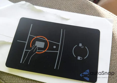 2022 Tesla Model Y Performance Dual Motor All-Wheel Drive z USA, uszkodzony, nr VIN 7SAYGDEF0NF553939